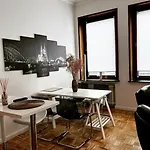 Apartman Exklusive Mitten Im Schoensten Viertel