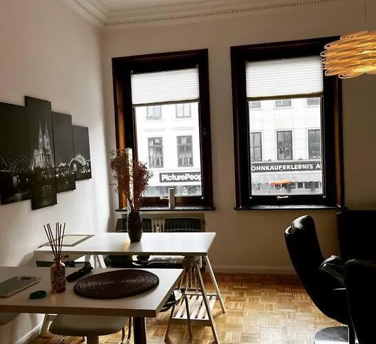 Exklusive Mitten Im Schoensten Viertel *